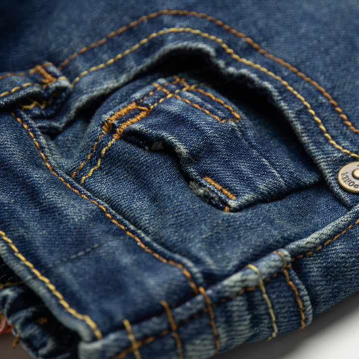 Smart Boys Fade Jeans, front and back pockets, metallic button, zipper front fastening, embroidered logo. 